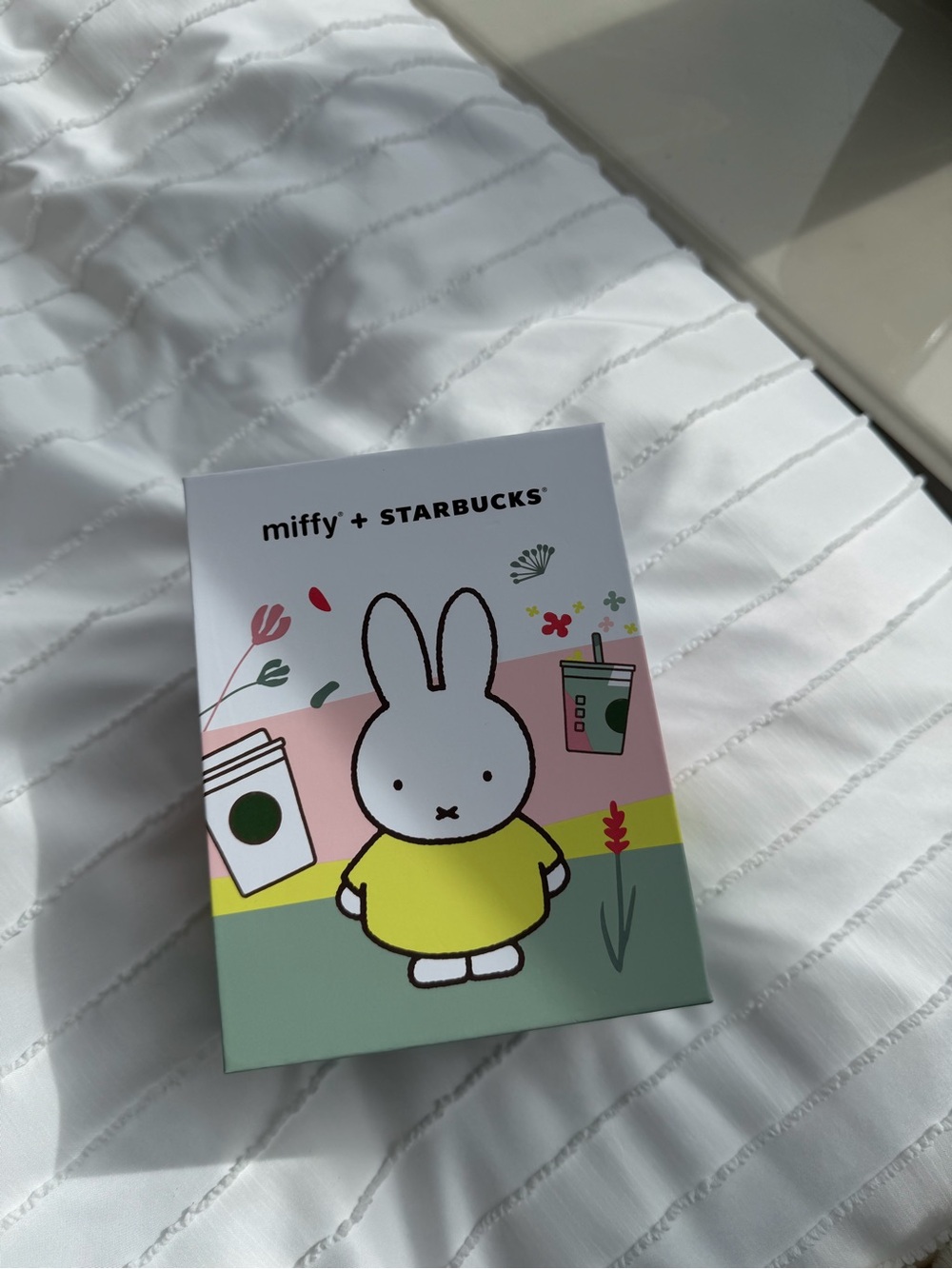 Miffy x Starbucks Collectible Box - White & Yellow